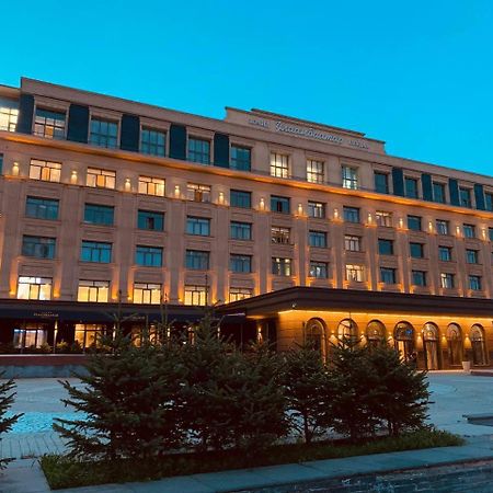 Ulaanbaatar Hotel Экстерьер фото