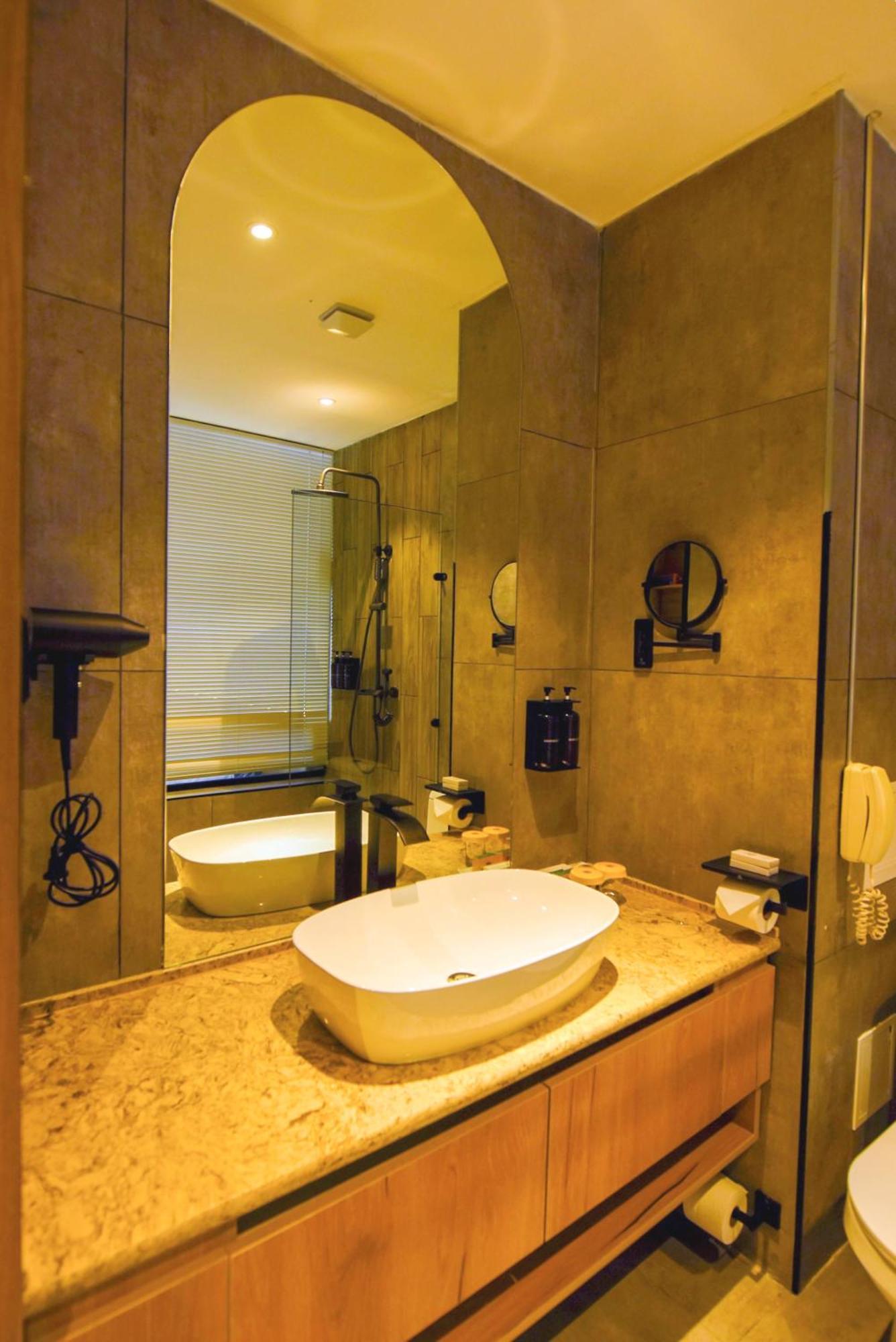 Ulaanbaatar Hotel Экстерьер фото